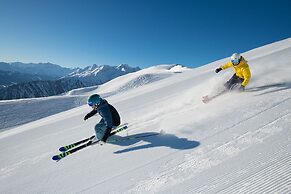 M1 - Mountain Living