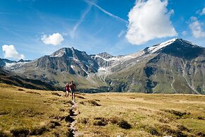 M1 - Mountain Living