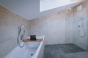 M1 - Mountain Living