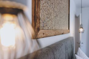 M1 - Mountain Living