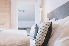 M1 - Mountain Living