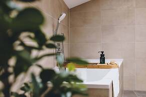 M1 - Mountain Living