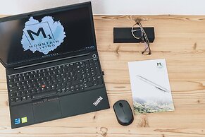 M1 - Mountain Living