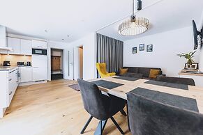 M1 - Mountain Living