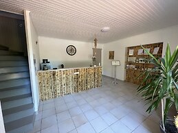 Les Trois Cèdres
