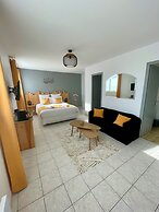 Les Trois Cèdres
