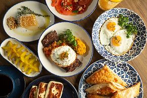 Atwell Suites Miami Brickell by IHG