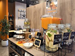 Green Rich Hotel Matsue eki Across