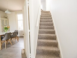 Pow-wow Shore Cottage