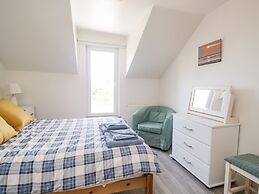 Pow-wow Shore Cottage