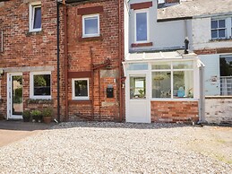 Pow-wow Shore Cottage