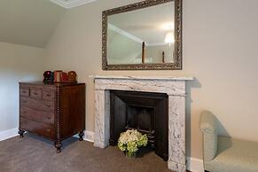 Cranstoun Riddel - Magnificent 6 Bedroom Property