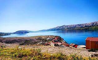 Cosy Apartment Near the Beach in Zubovici, Croatia