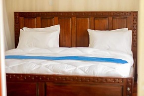 Celio Jardine Lavington