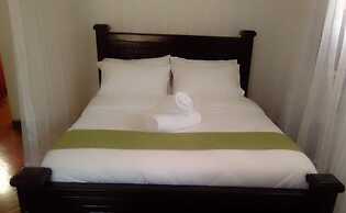 Celio Jardine Lavington