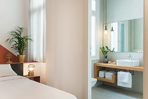 MONK Monastiraki Suites