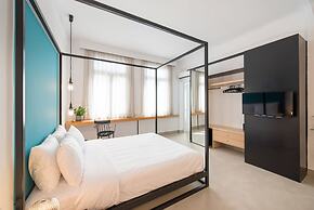 MONK Monastiraki Suites