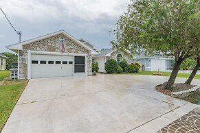 Peaceful Waterfront Pool Home 3 Bedroom Home by RedAwning