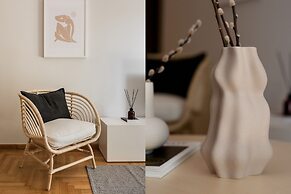 Absolute 2BR Apartment