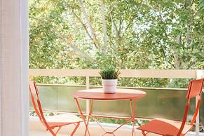 Absolute 2BR Apartment