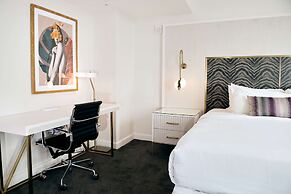 The Kelly Birmingham, Tapestry Collection By Hilton