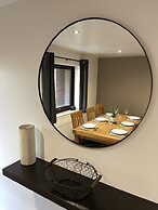 5 Lockside Free Secure Parking