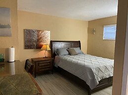 Treehouse Apartment Rentals