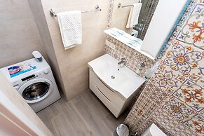 Abri Luxe Art Lite City