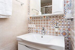 Abri Luxe Art Lite City