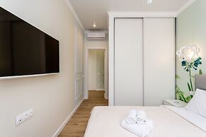 Abri Luxe Art Lite City