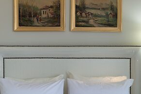 Light Blue Luxury Rooms