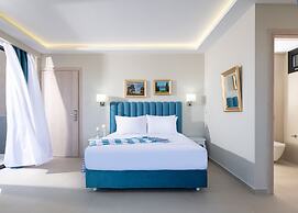 Light Blue Luxury Rooms