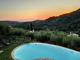 Mastrogiannis villa Myrtia