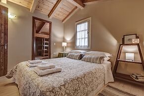 Mastrogiannis Farm House