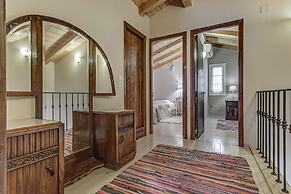 Mastrogiannis Farm House