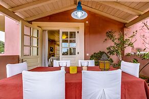 Mastrogiannis Farm House