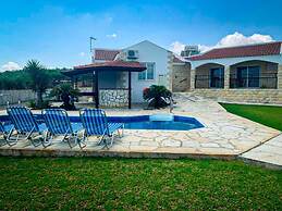 Villa Thea in Neo Chorio