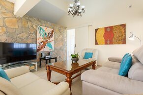 Villa Thea in Neo Chorio