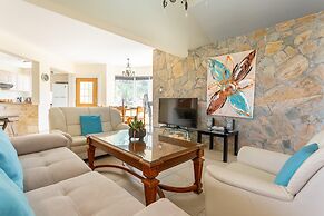 Villa Thea in Neo Chorio