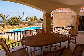 Villa Thea in Neo Chorio