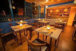 VANCII HOTEL