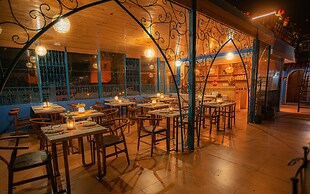 VANCII HOTEL