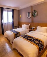 VANCII HOTEL