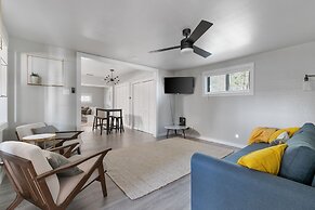 Altes Eckert Stolz 3 Bedroom Home by RedAwning