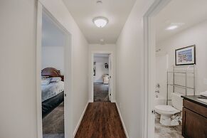 47mf - Wifi - Fireplace - Sleeps 6 3 Bedroom Home by Redawning