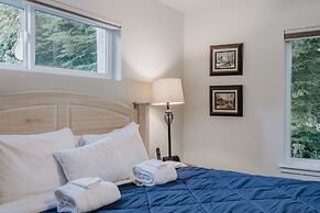 47mf - Wifi - Fireplace - Sleeps 6 3 Bedroom Home by Redawning