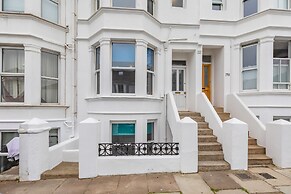 Hove Actually House | By My Getaways
