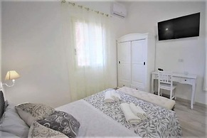 Two-room Apartment in Residence - Relax - Air Conditioned - Wi-fi