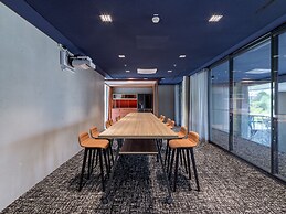 b'mine Frankfurt Airport