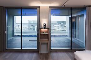 b'mine Frankfurt Airport